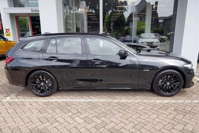 BMW 3-Serie (2023) thumbnail 6