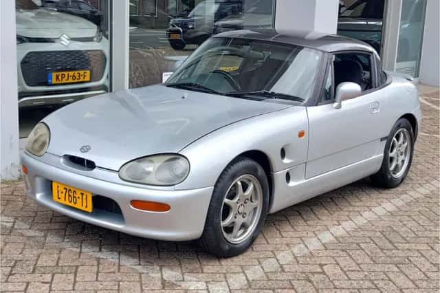 Suzuki Cappuccino (1996) thumbnail 1