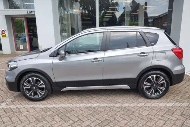 Suzuki S-Cross (2019) thumbnail 2