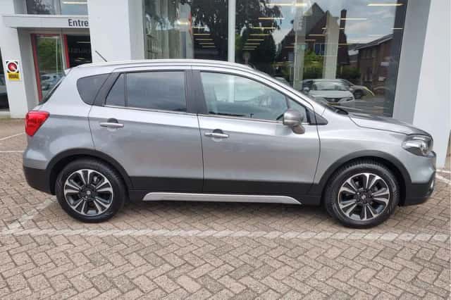 Suzuki S-Cross (2019) thumbnail 6