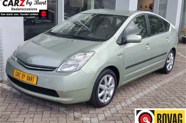 Toyota Prius (2008) thumbnail 1