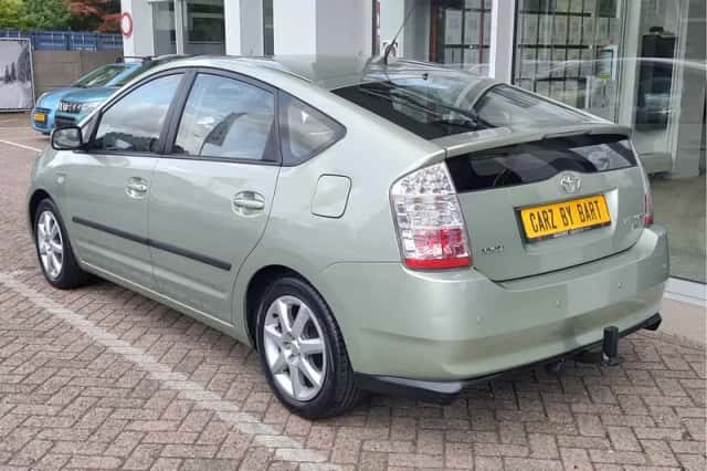Toyota Prius (2008) thumbnail 3
