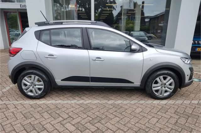 Dacia Sandero Stepway (2021) thumbnail 6
