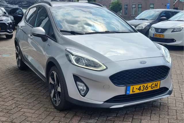 Ford Fiesta (2020) thumbnail 4