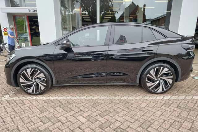 Volkswagen ID.5 (2024) thumbnail 2