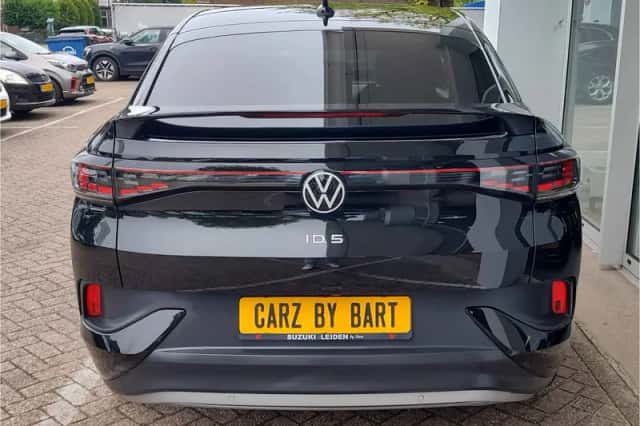 Volkswagen ID.5 (2024) thumbnail 4