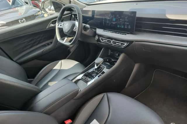 MG HS PHEV (2025) thumbnail 5