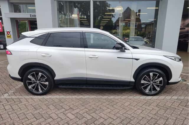 MG HS PHEV (2025) thumbnail 6