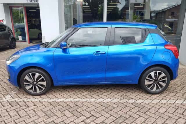 Suzuki Swift (2020) thumbnail 2