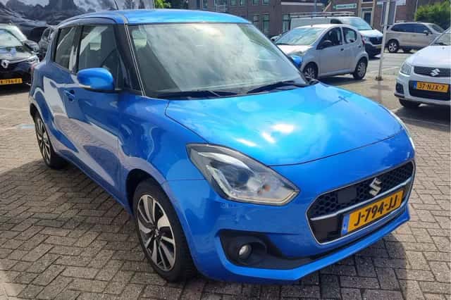 Suzuki Swift (2020) thumbnail 4