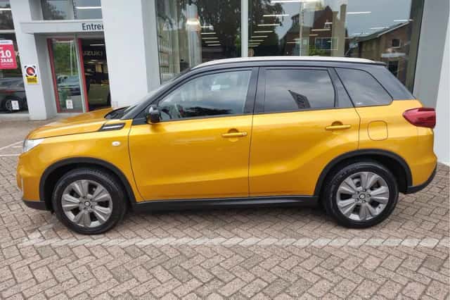 Suzuki Vitara (2019) thumbnail 2