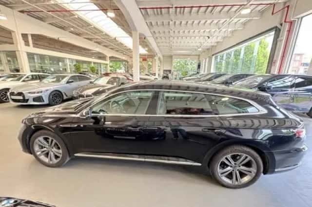 Volkswagen Arteon (2023) thumbnail 3