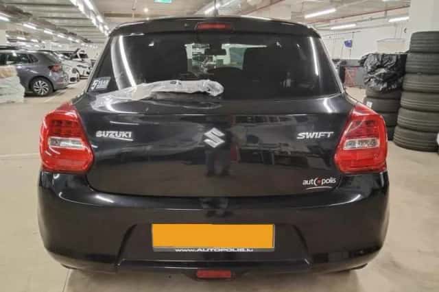 Suzuki Swift (2019) thumbnail 5