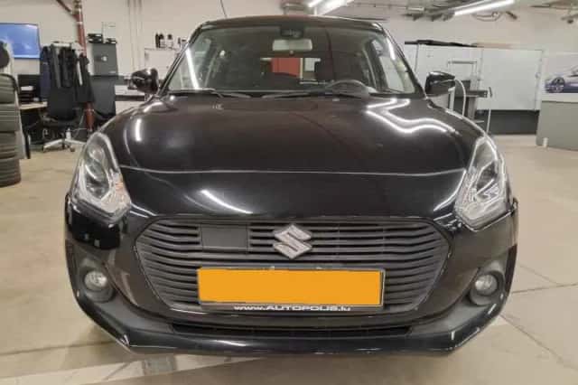 Suzuki Swift (2019) thumbnail 6