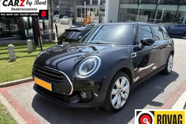 MINI Clubman (2024) thumbnail 1