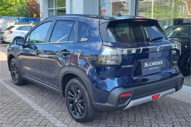 Suzuki S-Cross (2026) thumbnail 3