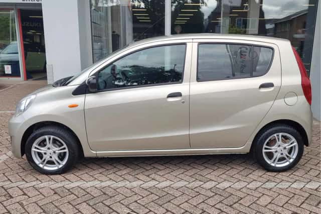 Daihatsu Cuore (2012) thumbnail 2