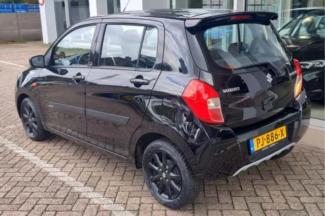 Suzuki Celerio (2017) thumbnail 3