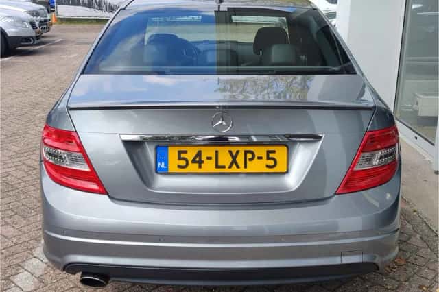 Mercedes-Benz C-Klasse (2010) thumbnail 1