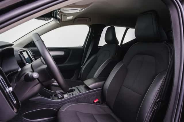 Volvo XC40 (2020) thumbnail 5
