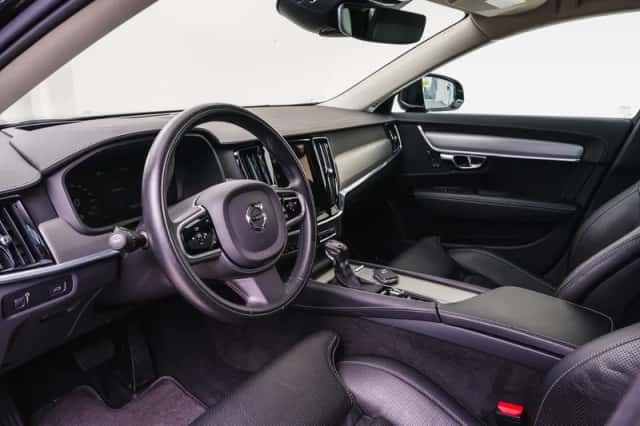 Volvo V90 (2020) thumbnail 4
