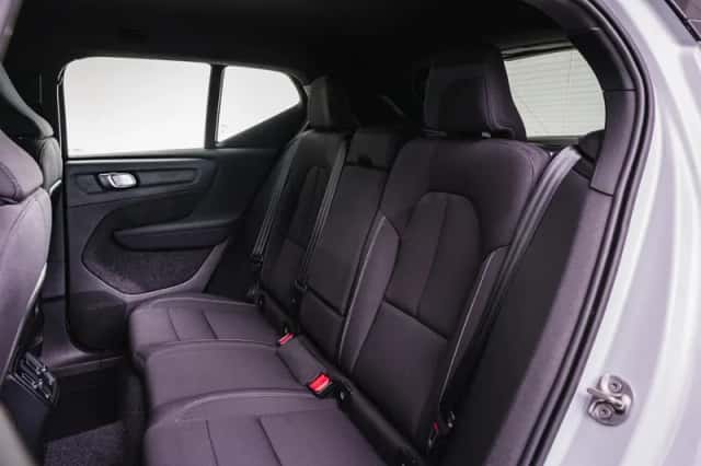 Volvo XC40 (2021) thumbnail 6