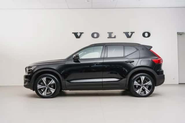 Volvo XC40 (2020) thumbnail 2