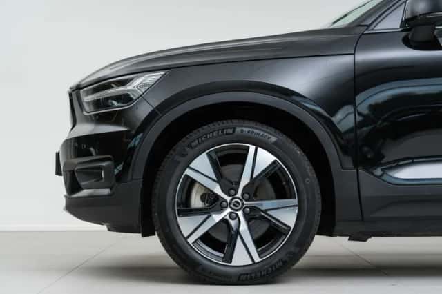 Volvo XC40 (2021) thumbnail 4
