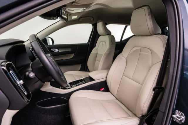 Volvo XC40 (2019) thumbnail 5