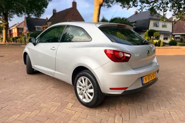 SEAT Ibiza (2012) thumbnail 4