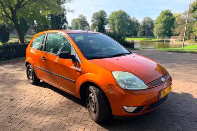 Ford Fiesta (2003) thumbnail 3