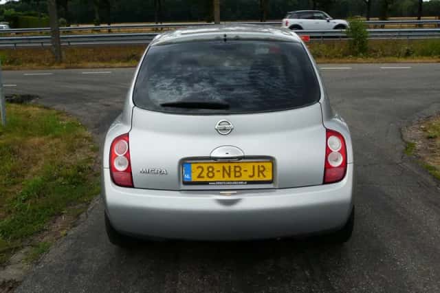 Nissan Micra (2003) thumbnail 6