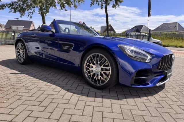 Mercedes-amg Gt (2017) thumbnail 4