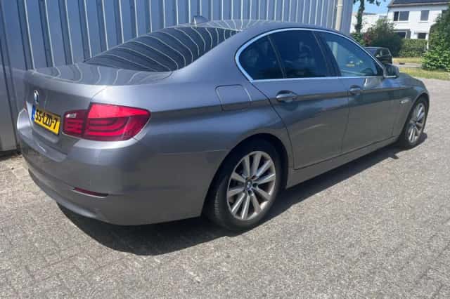 BMW 5-Serie (2010) thumbnail 4
