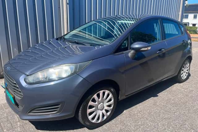 Ford Fiesta (2015) thumbnail 1