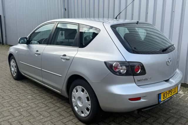 Mazda 3 (2004) thumbnail 3