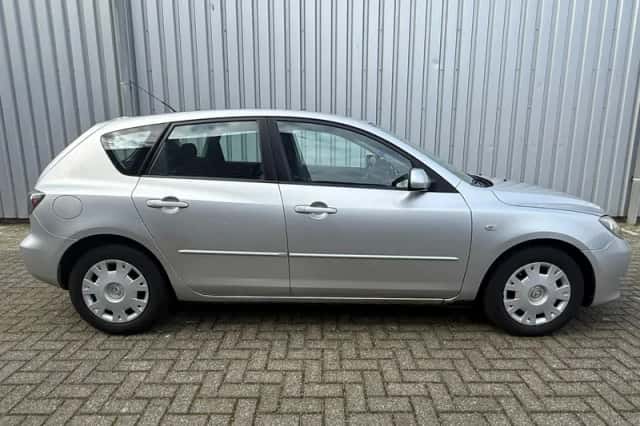 Mazda 3 (2004) thumbnail 6
