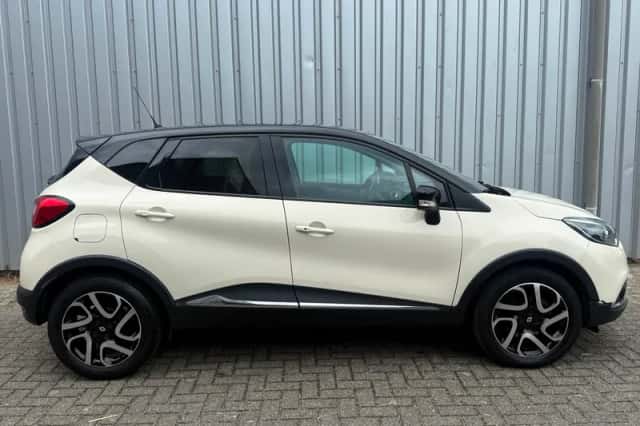 Renault Captur (2014) thumbnail 5