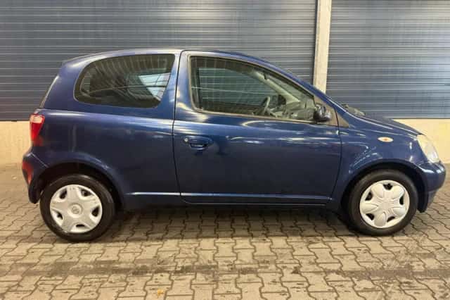 Toyota Yaris (2003) thumbnail 6