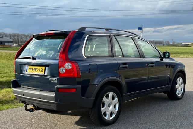 Volvo XC90 (2004) thumbnail 4