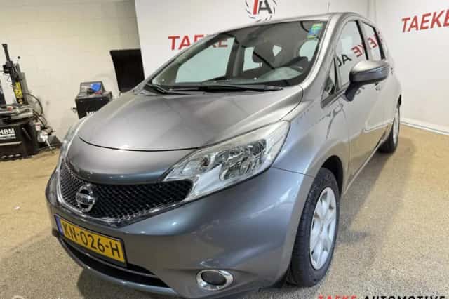 Nissan Note (2016) thumbnail 1