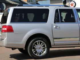 Lincoln Navigator (2007) thumbnail 12