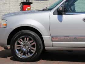 Lincoln Navigator (2007) thumbnail 13
