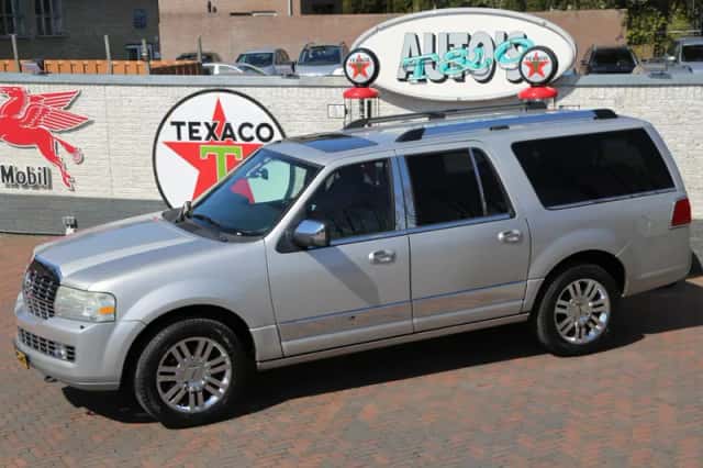 Lincoln Navigator (2007) thumbnail 15