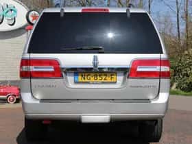 Lincoln Navigator (2007) thumbnail 19