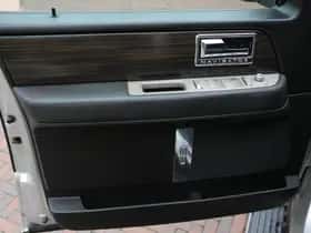 Lincoln Navigator (2007) thumbnail 38