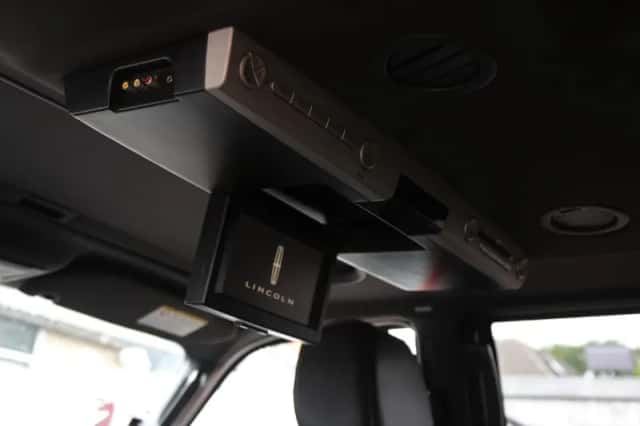 Lincoln Navigator (2007) thumbnail 56