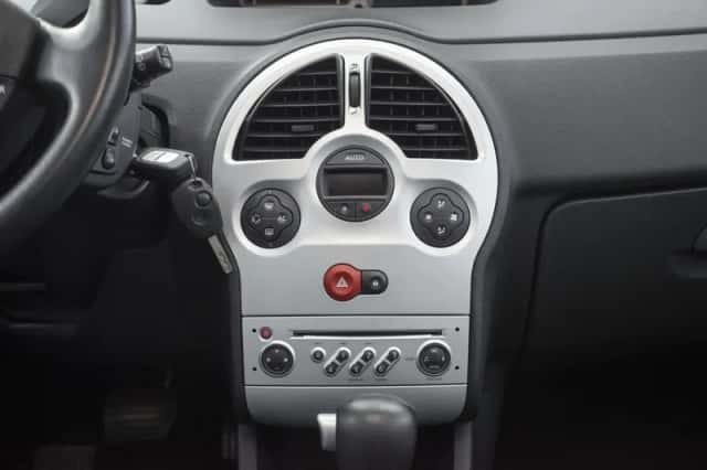 Renault Grand Modus (2009) thumbnail 17