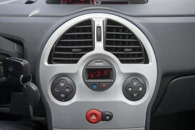 Renault Grand Modus (2009) thumbnail 18