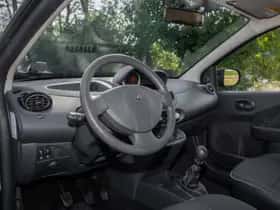 Renault Twingo (2013) thumbnail 12